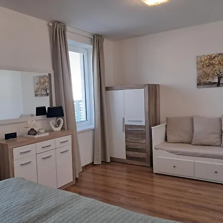 Apartamento Rubin Nesvady