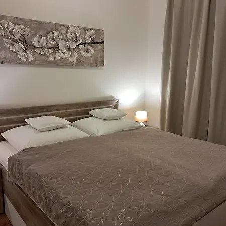 Apartamento Rubin Nesvady